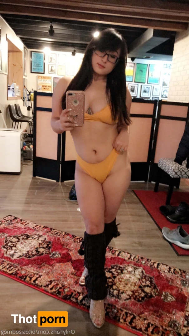 BiteSized.Meg 5936753