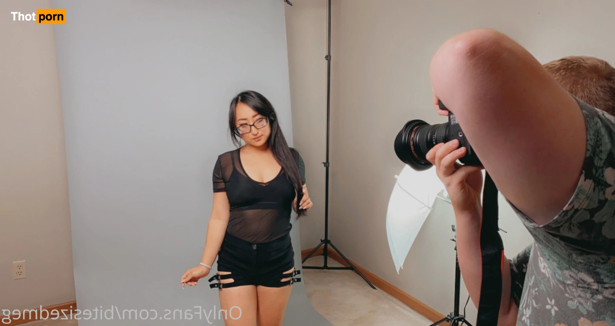 BiteSized.Meg 5936938