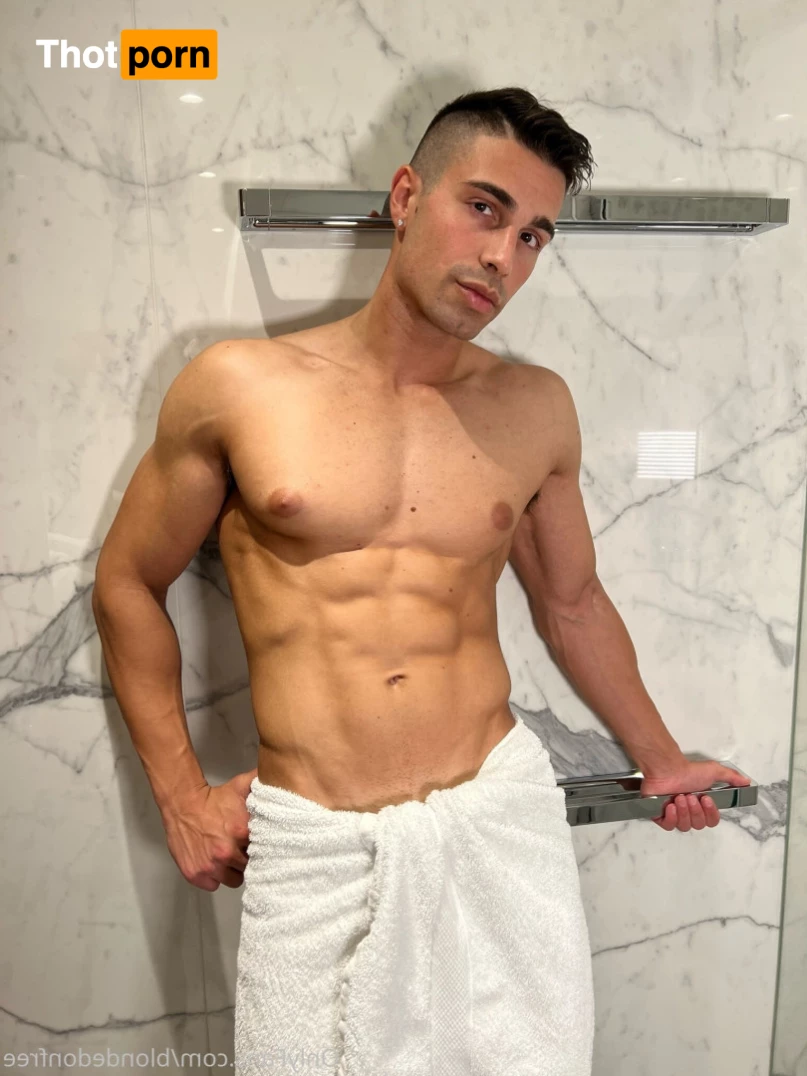 Closer Look Men Free 5845284