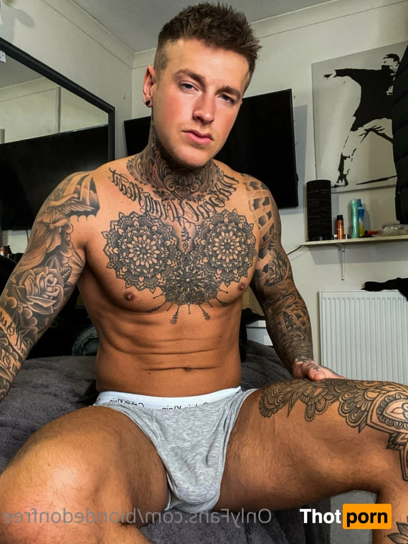 Closer Look Men Free 5845576