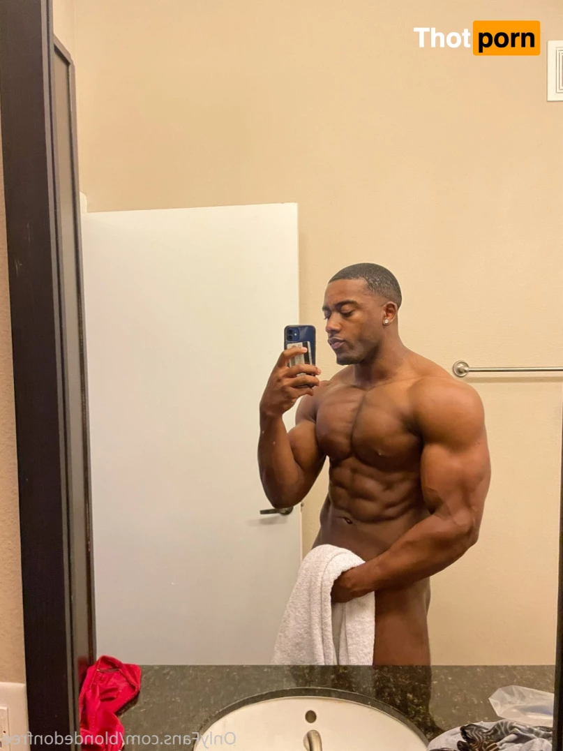 Closer Look Men Free 5845621