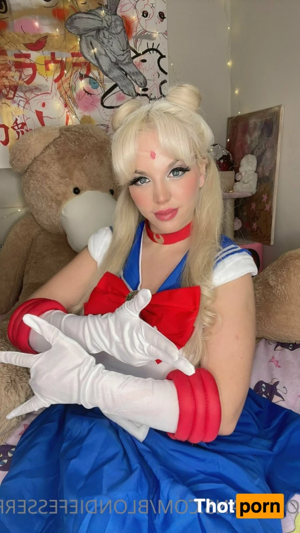 Blondie Fesser FREE 11520993