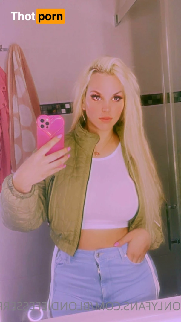 Blondie Fesser FREE 11521579