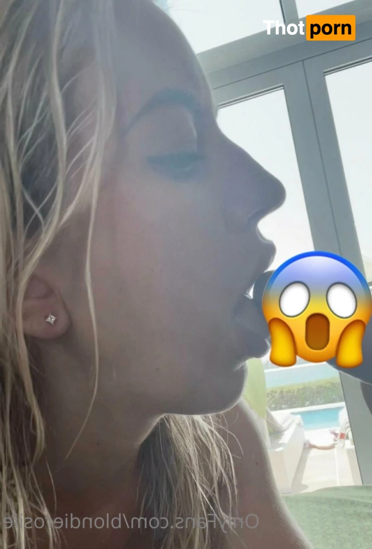 Rose 😈💦🔞 3584655