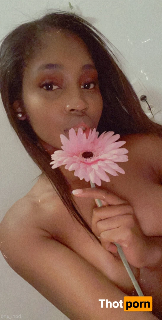 𝑩𝑶𝑵𝑰, 𝑺𝑬𝑿𝑻𝑰𝑵𝑮 𝑸𝑼𝑬𝑬𝑵 🔞👸🏽🍫 12590094