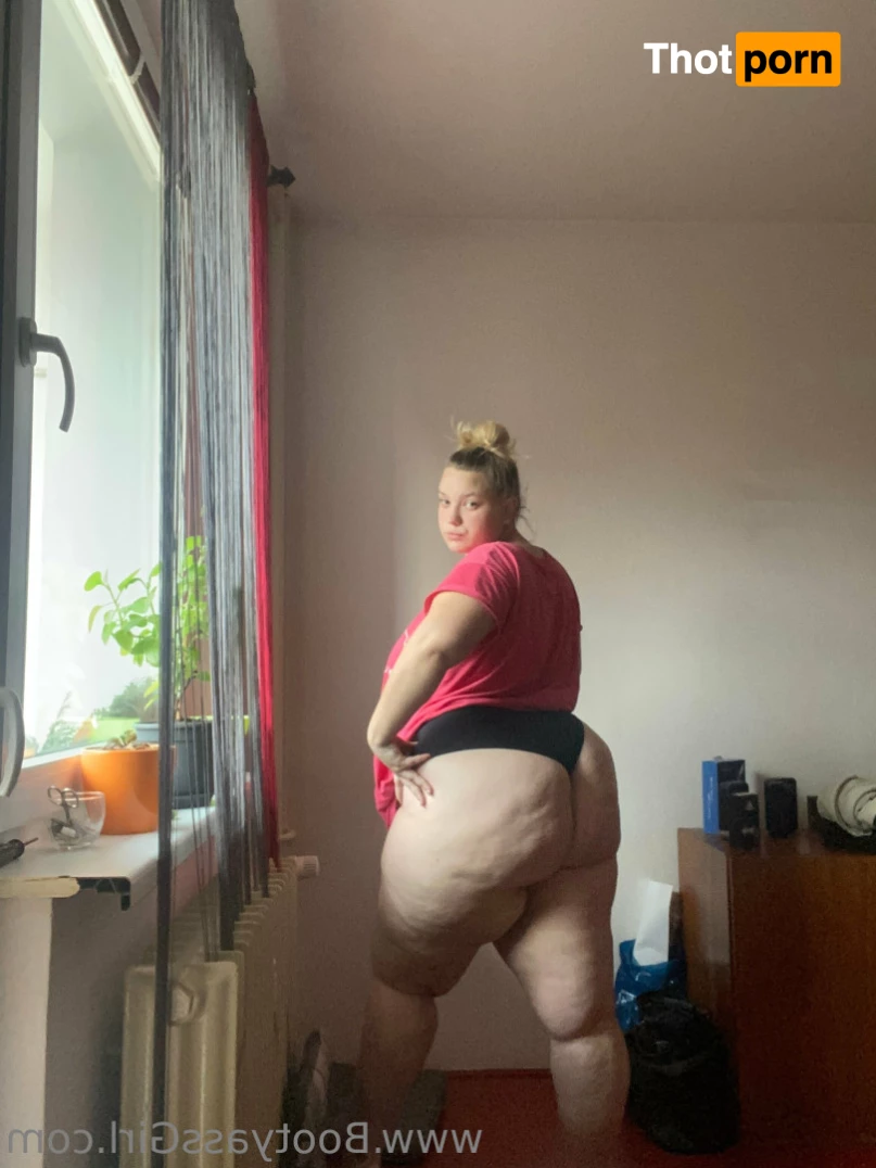 Bootyass Girl 9464386