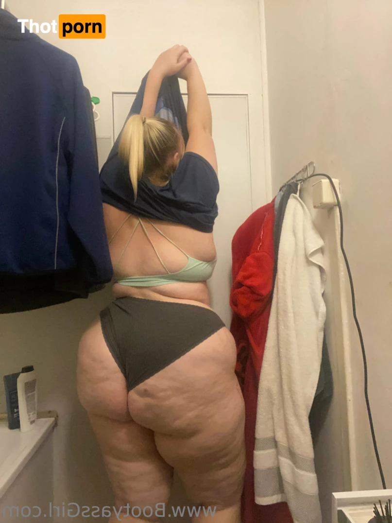 Bootyass Girl 9464469