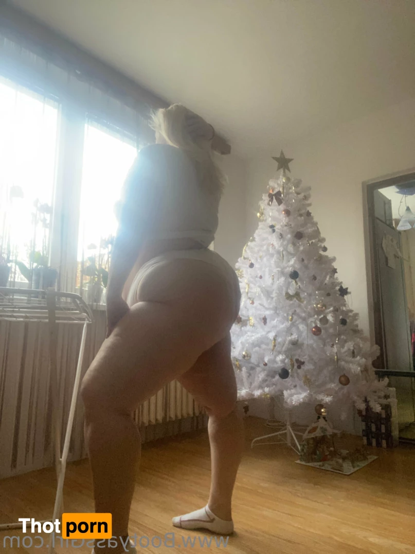 Bootyass Girl 9464506