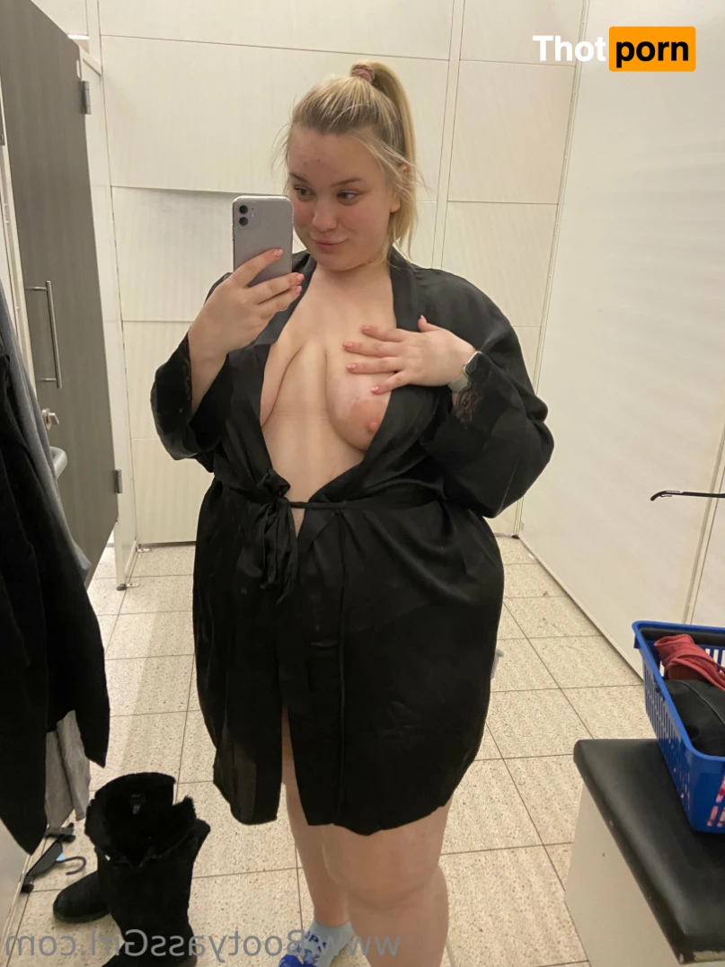 Bootyass Girl 11465591