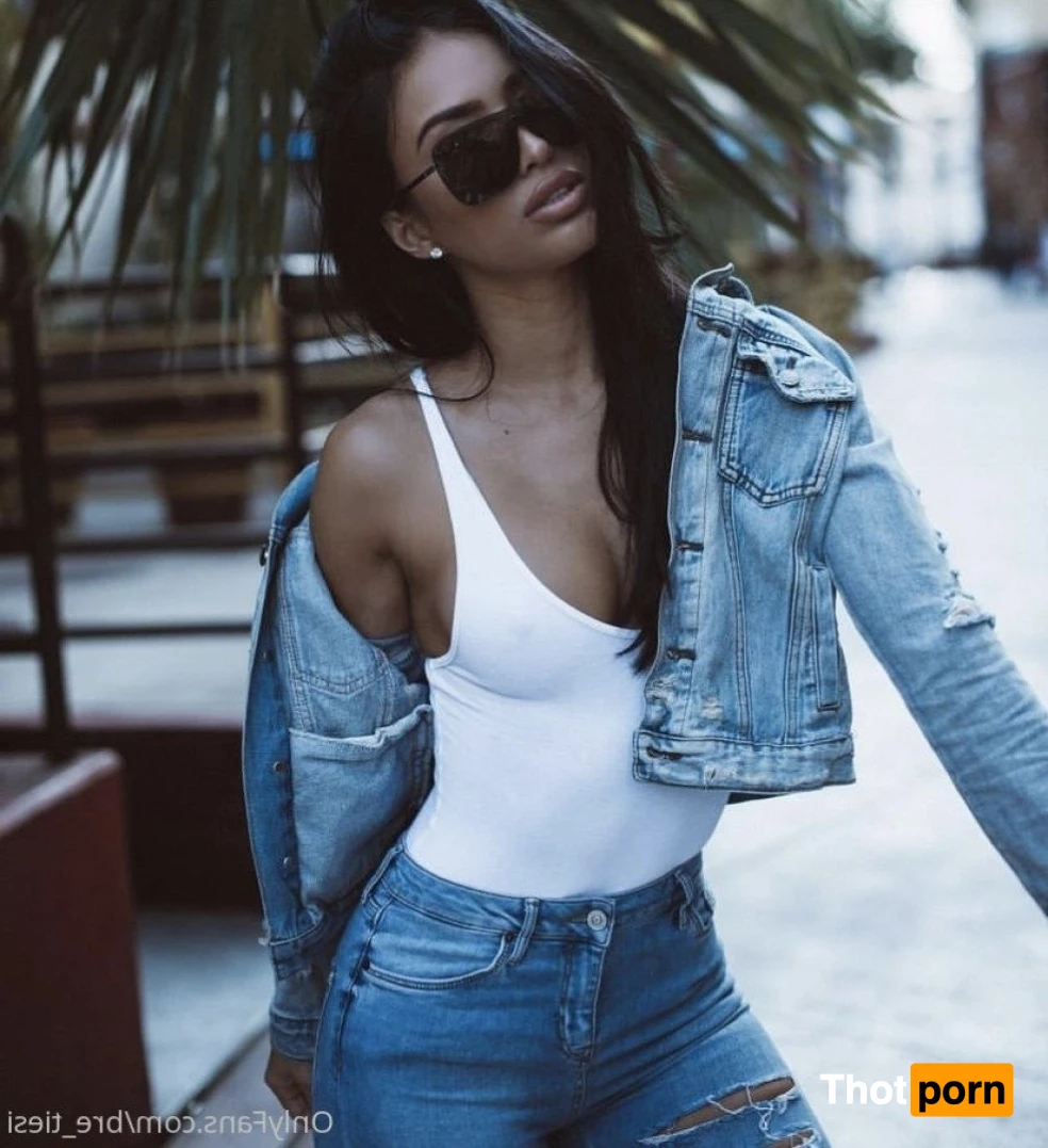 🔥 Bre Tiesi © 3692175