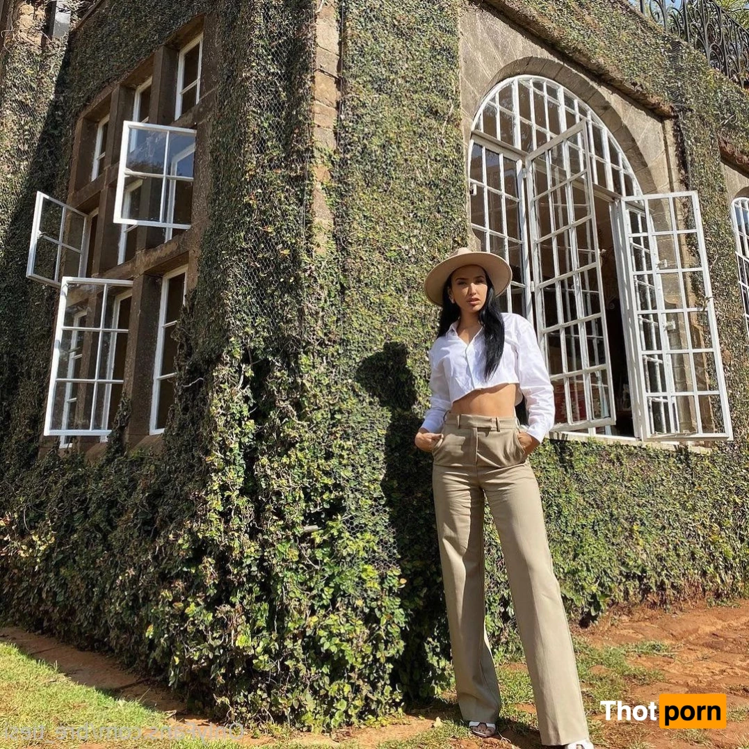 🔥 Bre Tiesi © 3692372