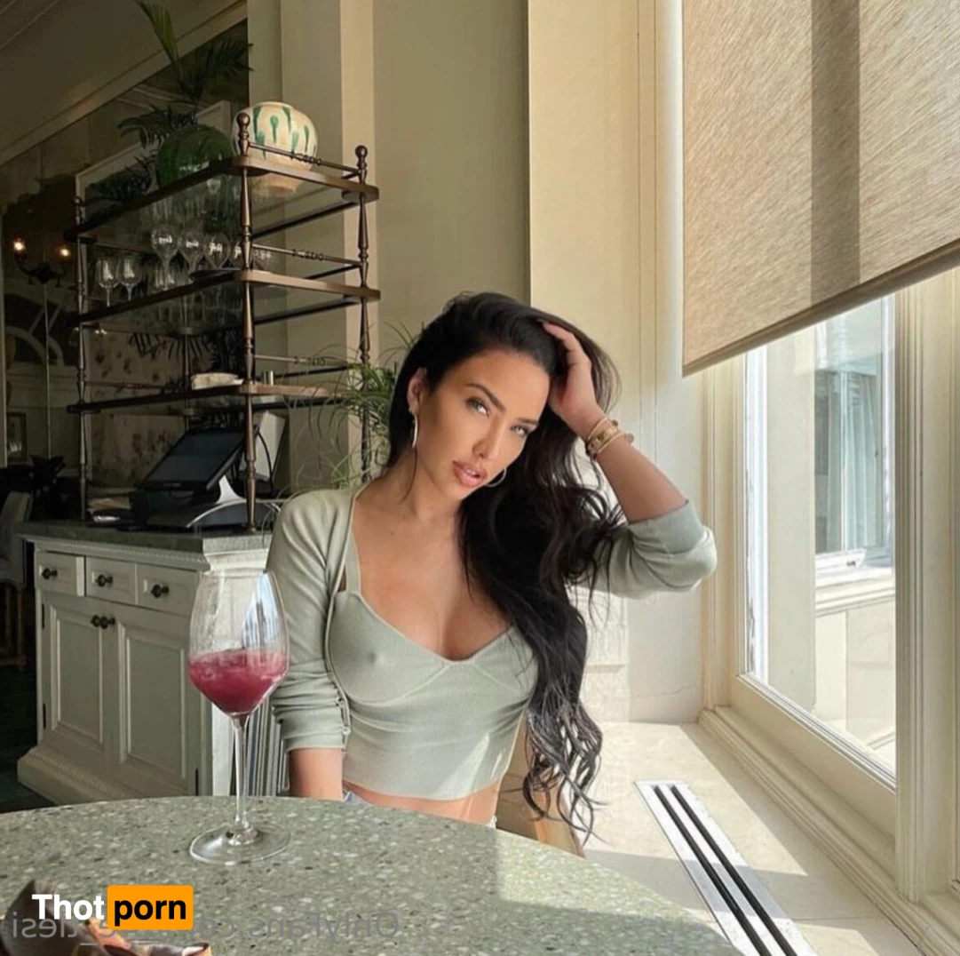 🔥 Bre Tiesi © 6431595