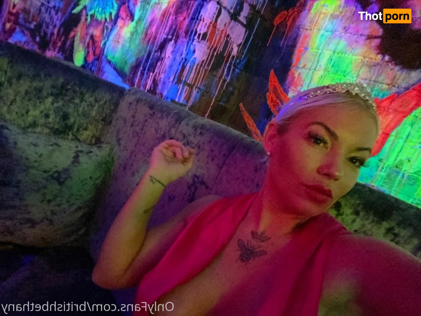 🍒 𝗕𝗥𝗜𝗧𝗜𝗦𝗛 𝗕𝗘𝗧𝗛𝗔𝗡𝗬 🍒 3342196