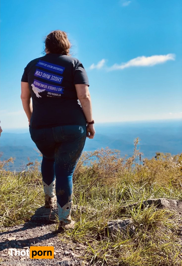 Brown Eyed Jess 🍑 Top 13% 3738213