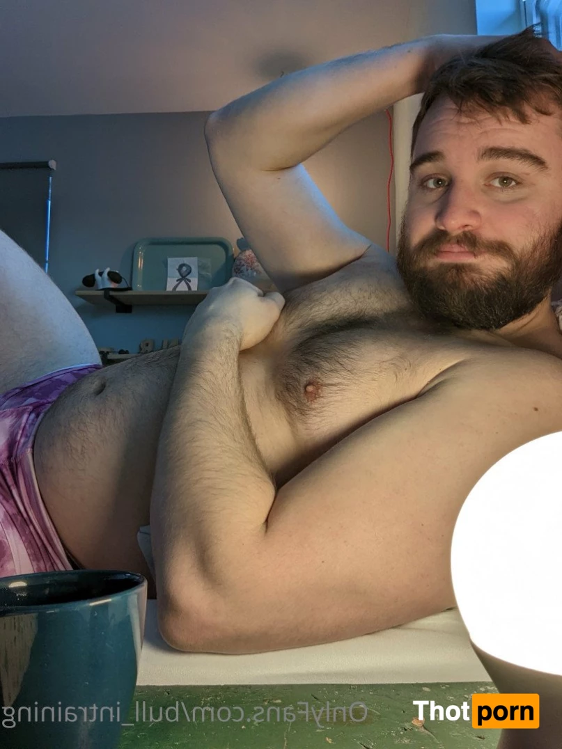 Bull in the Heather 3589146