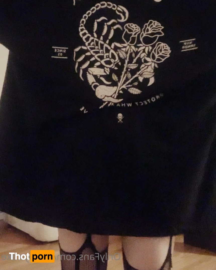 J ✧‧₊•˚°• 3340803