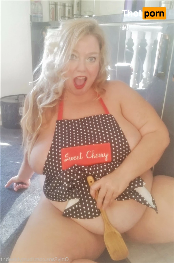 Blonde British BBW Girlfriend 5981242