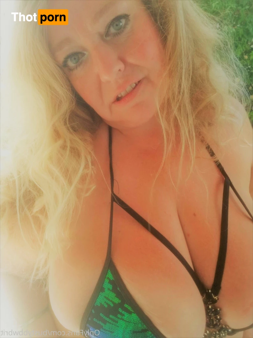 Blonde British BBW Girlfriend 5981311