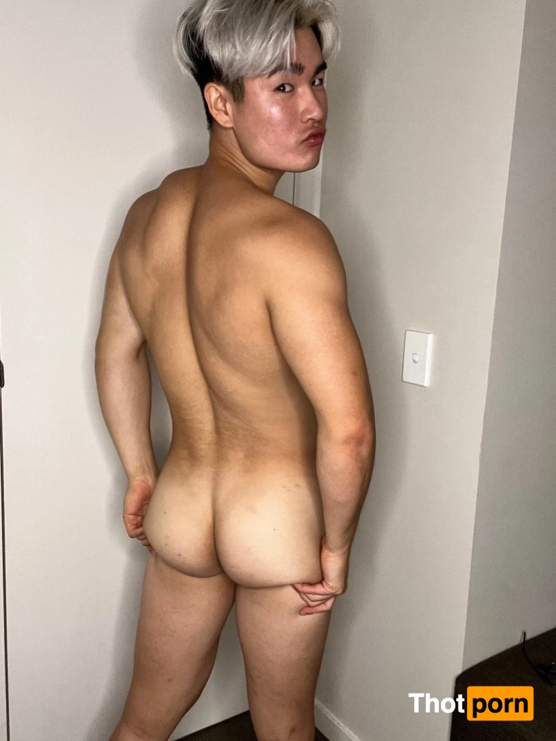 BustyBruceLee 3630837