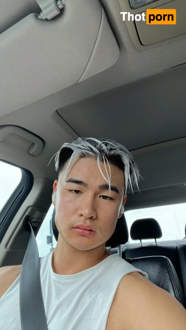 BustyBruceLee 3633023