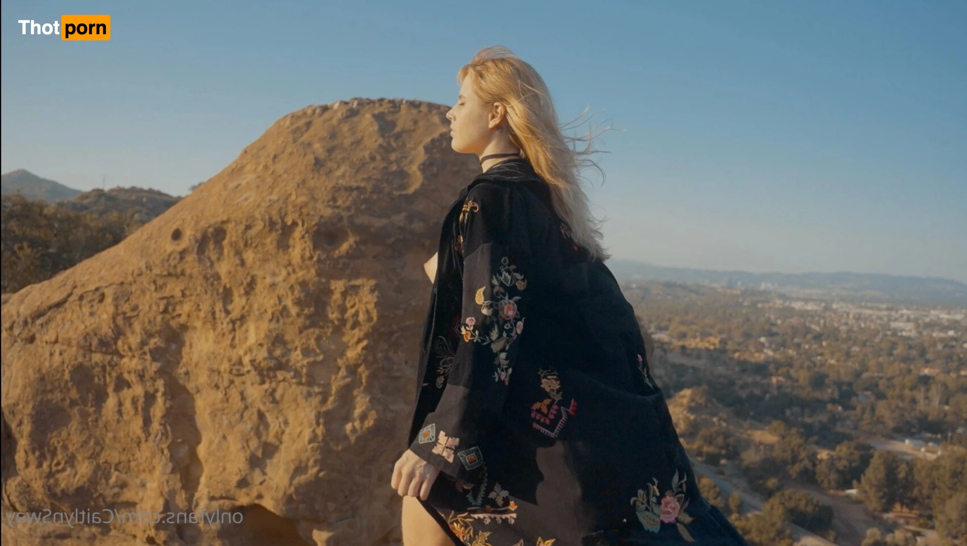 PAWG 🍑 Caitlyn Sway FREE! 15241464