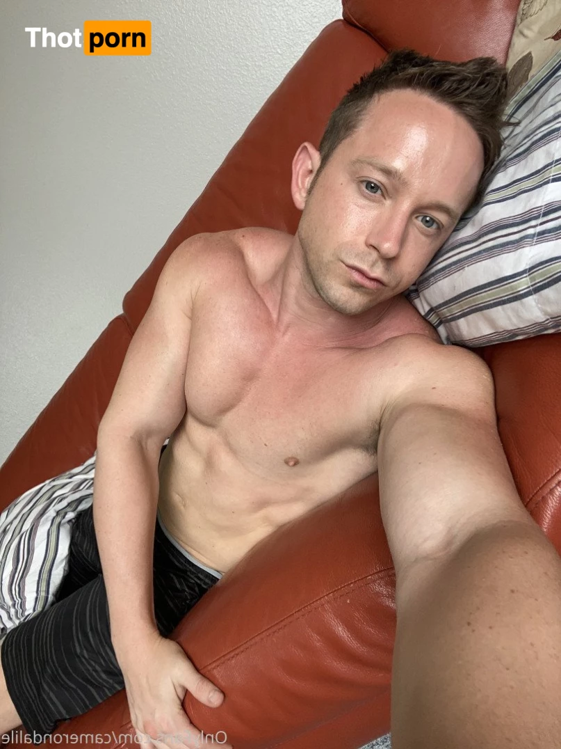 Cameron_Dalile 3651593