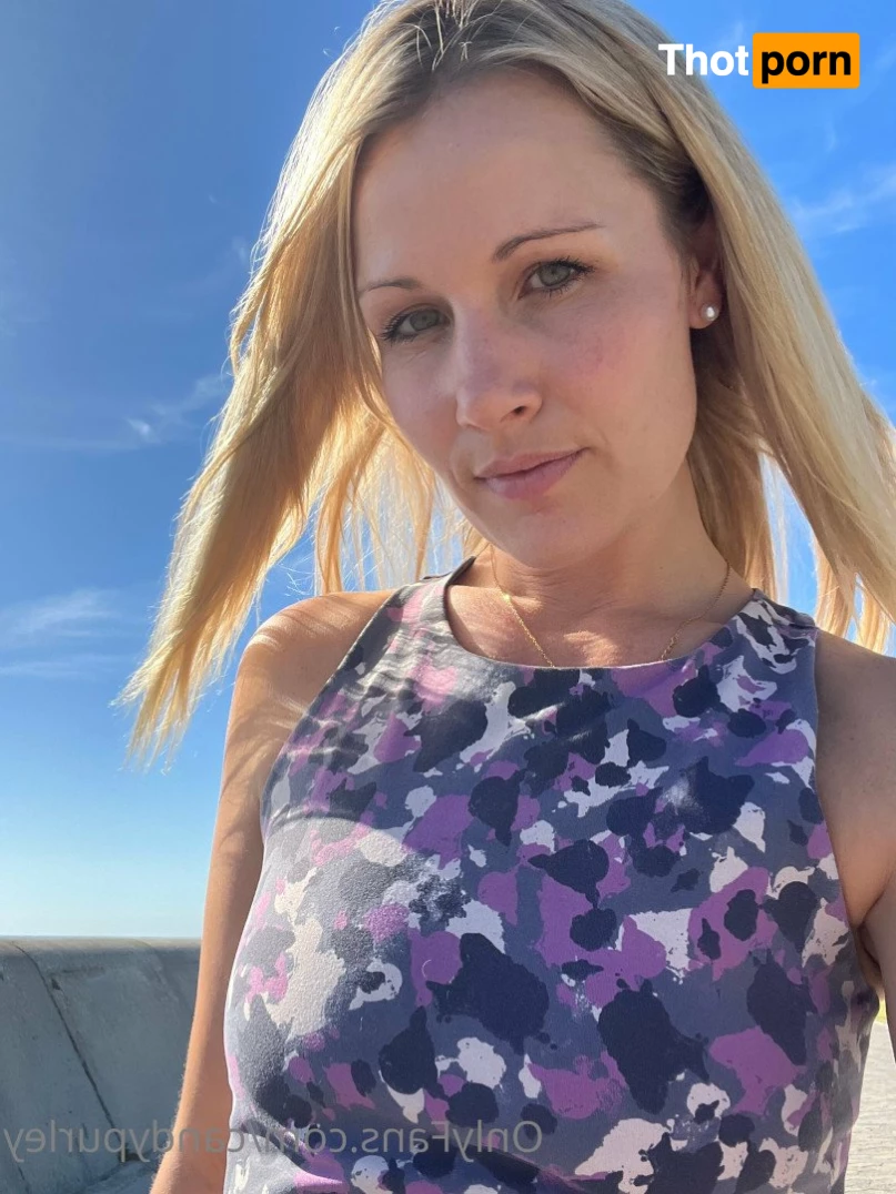 Candy Purley 3589080