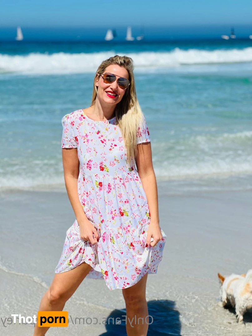 Candy Purley 3589943