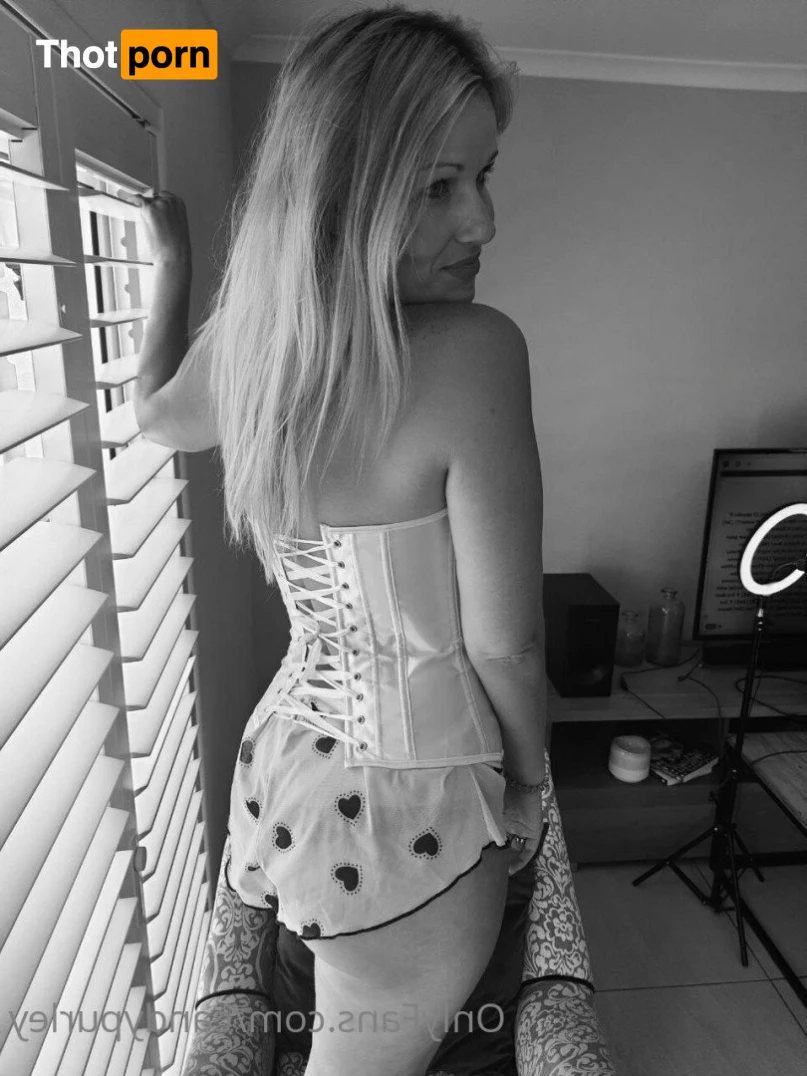 Candy Purley 3591960