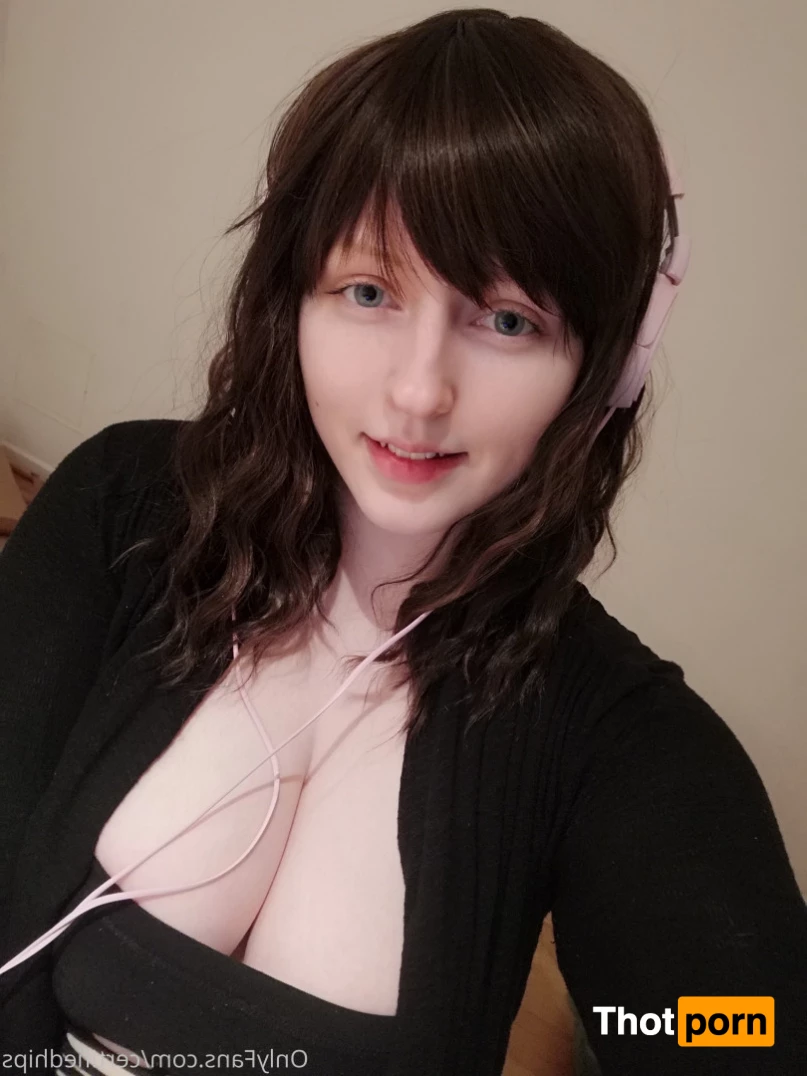 KissMyHips (FREE) 6118613