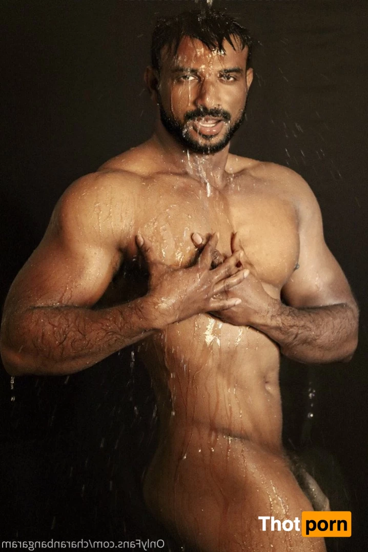 Charan Bangaram 3313170