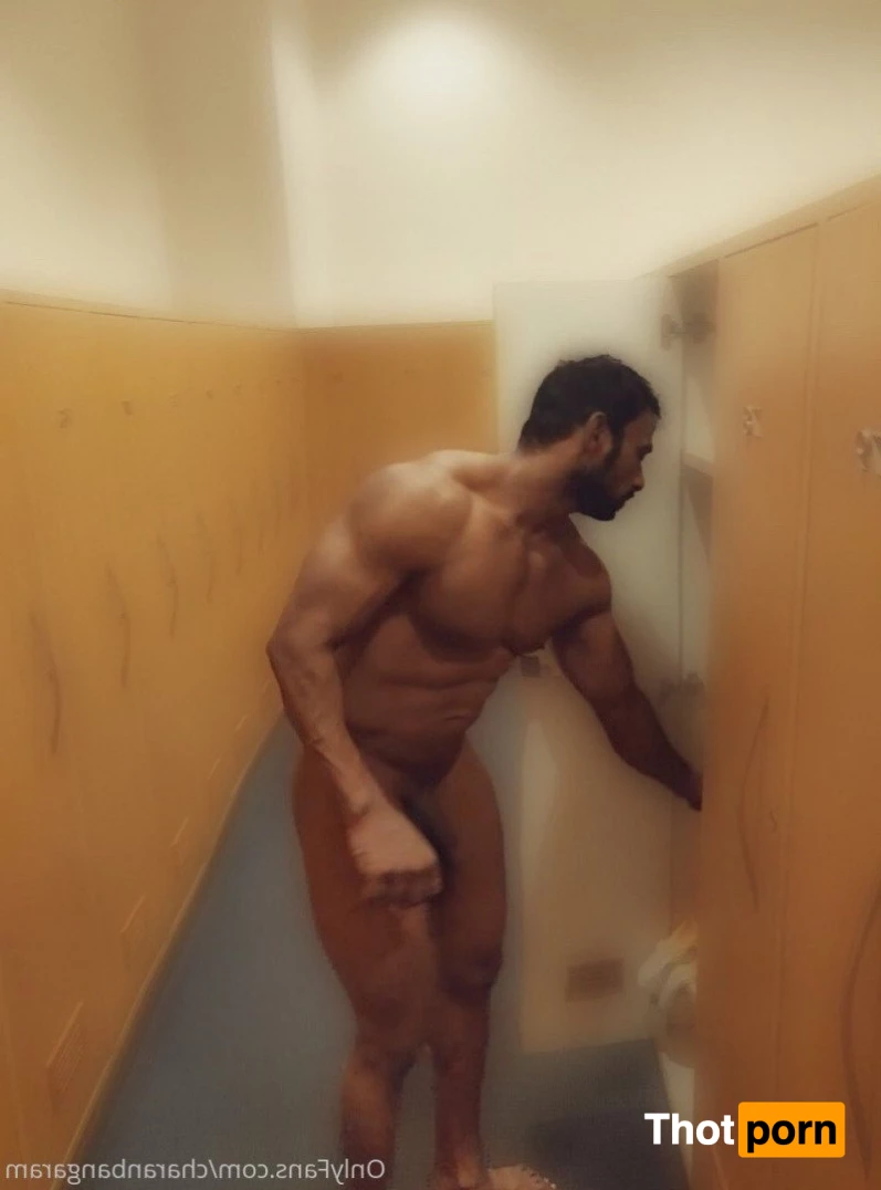 Charan Bangaram 3313408