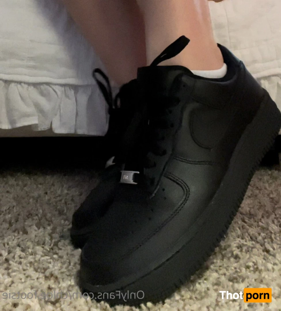 Kayla's Toes 3443483