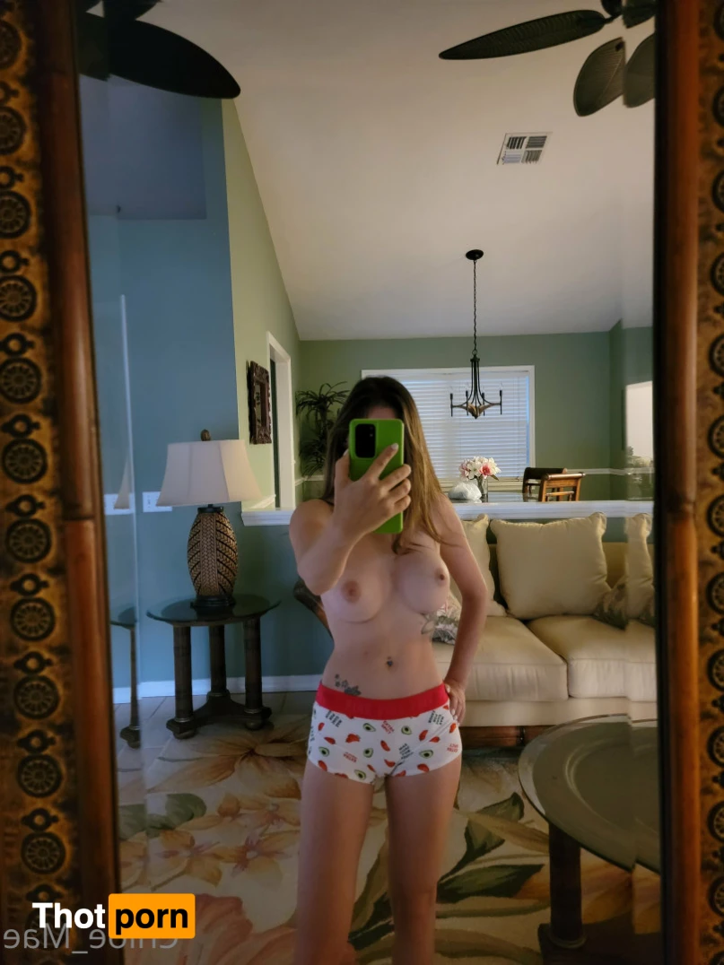 Chloe Mae 💚 14923410