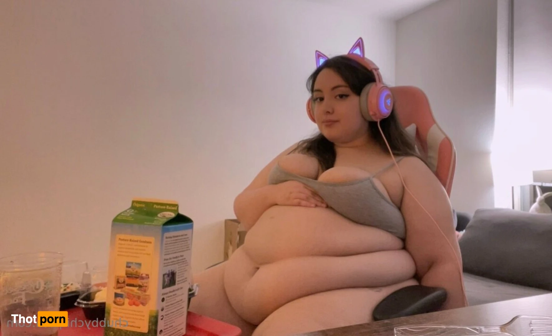 chubby chiquita 14830858