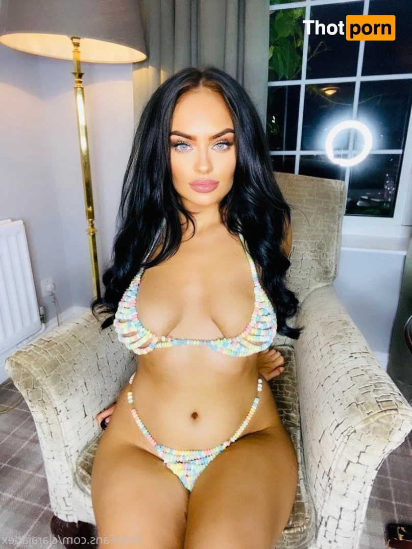 🟢🇬🇧Clara 3424775