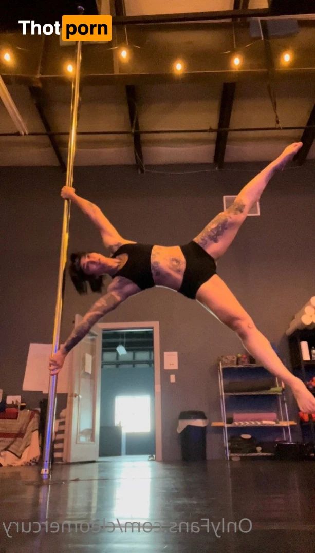 Cleo Mercury 💫 3585799