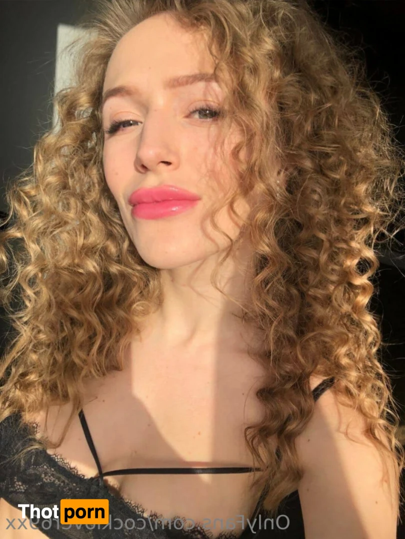 Petite girl next door 😍 14736336