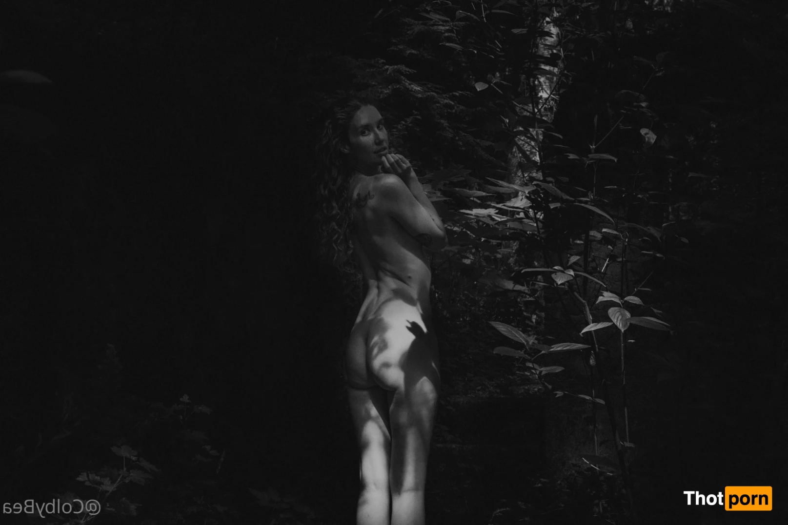 ColbyBea🍒 hot lips 👄🦋 big nips 6347853