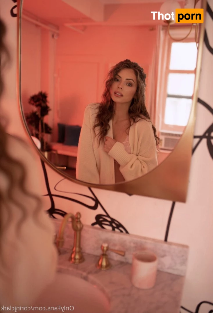 Corinjamielee 3540958