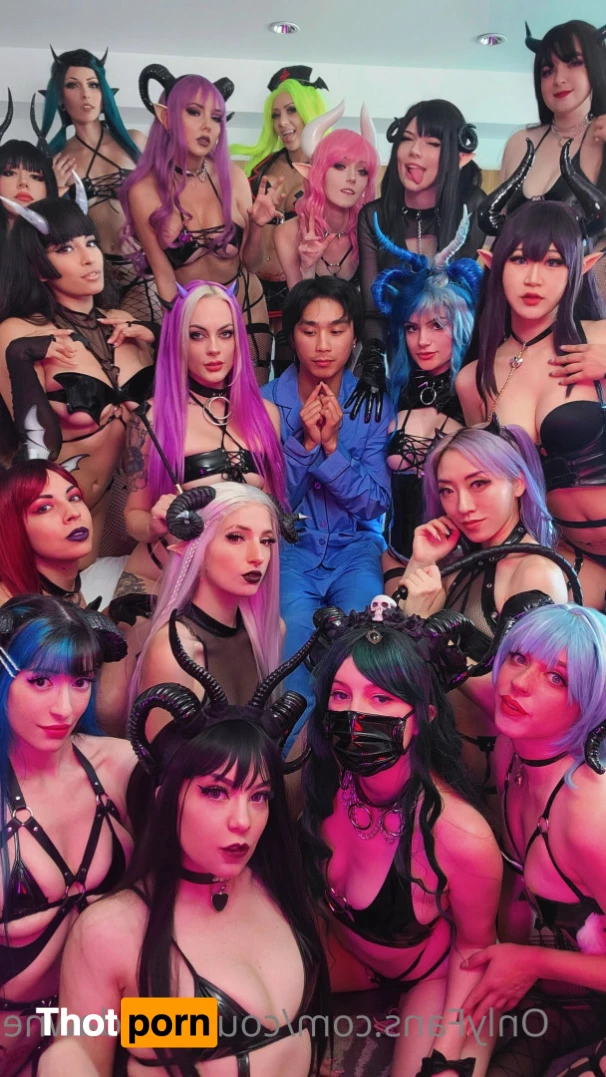 Courtney Dawne 7672916