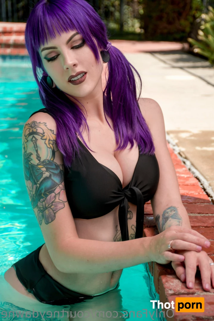 Courtney Dawne 9458481