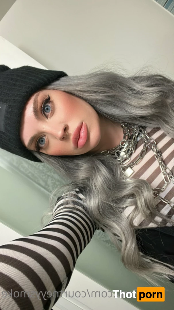 Courtney Smoke 6301757