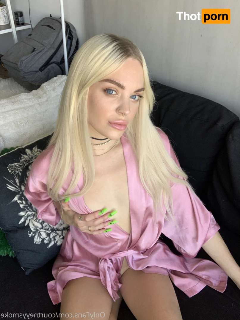 Courtney Smoke 6302905