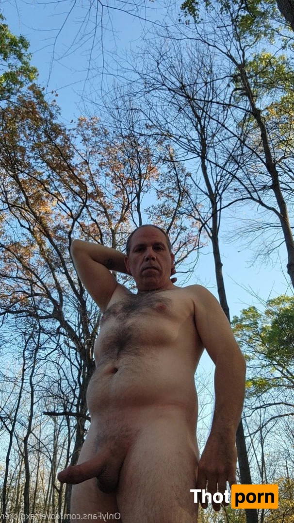 Stillexploring 3539745