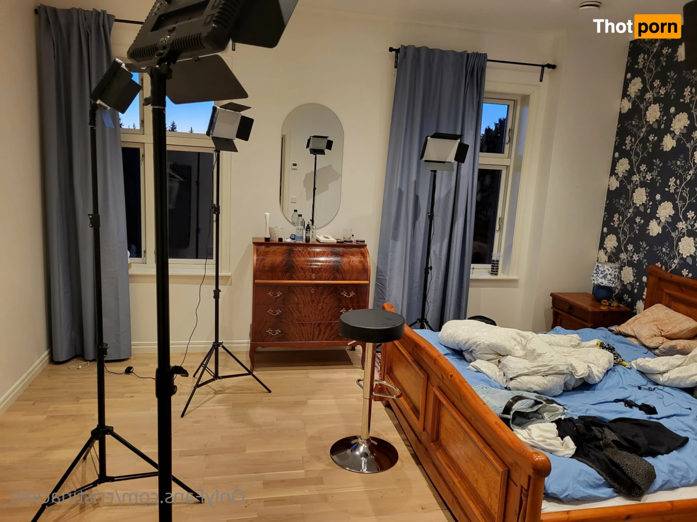 𝒞𝓇𝒾𝓈𝓉𝒾𝓃𝒶 𝒞𝒾ℯ𝓁ℴ 9458390