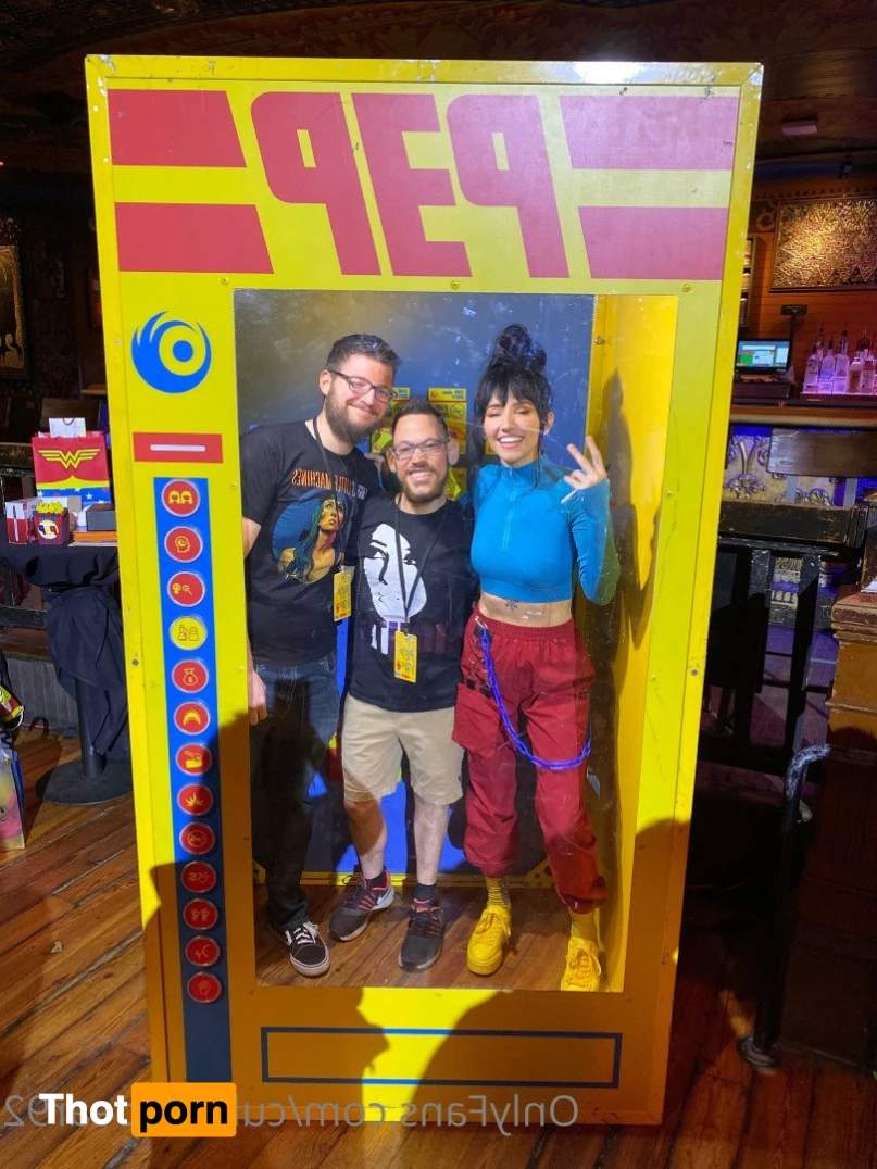 Cub and Bear 3767810