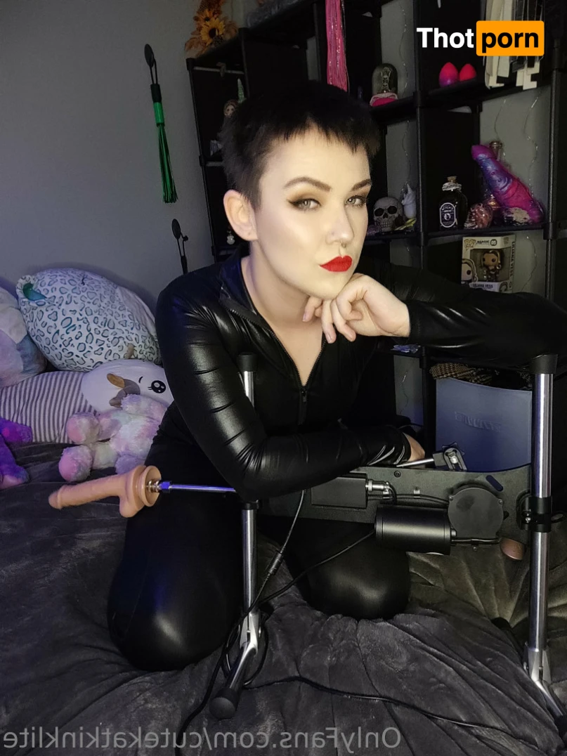 cutekatkinklite 12238472