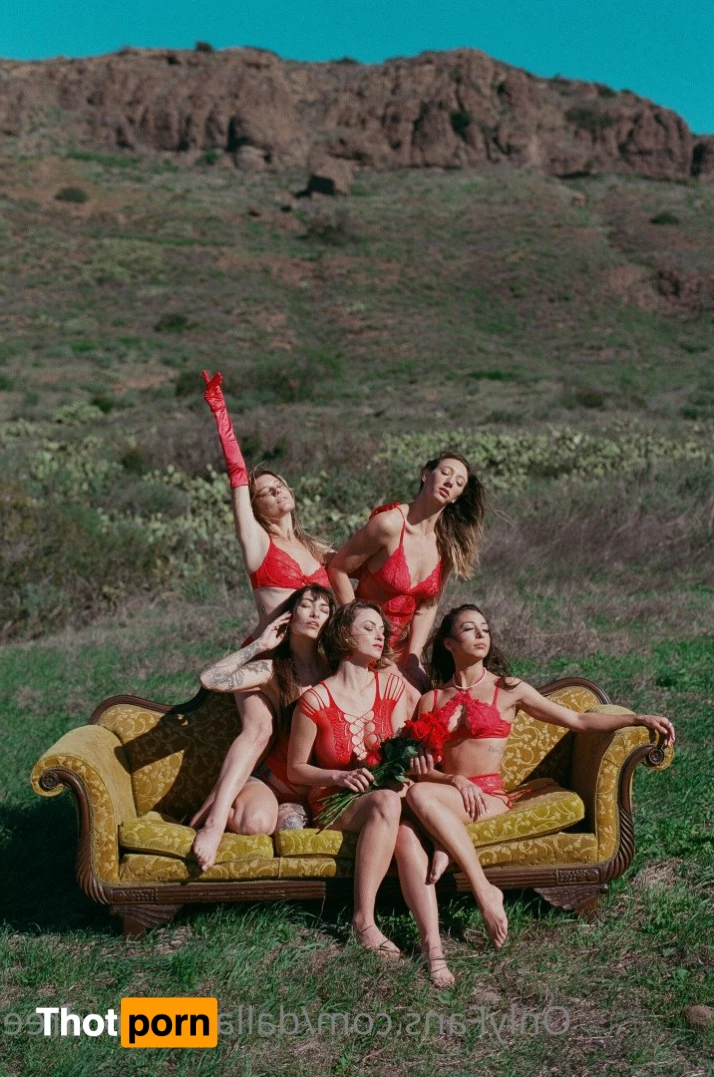 tattooed girl next door FREE 3248622