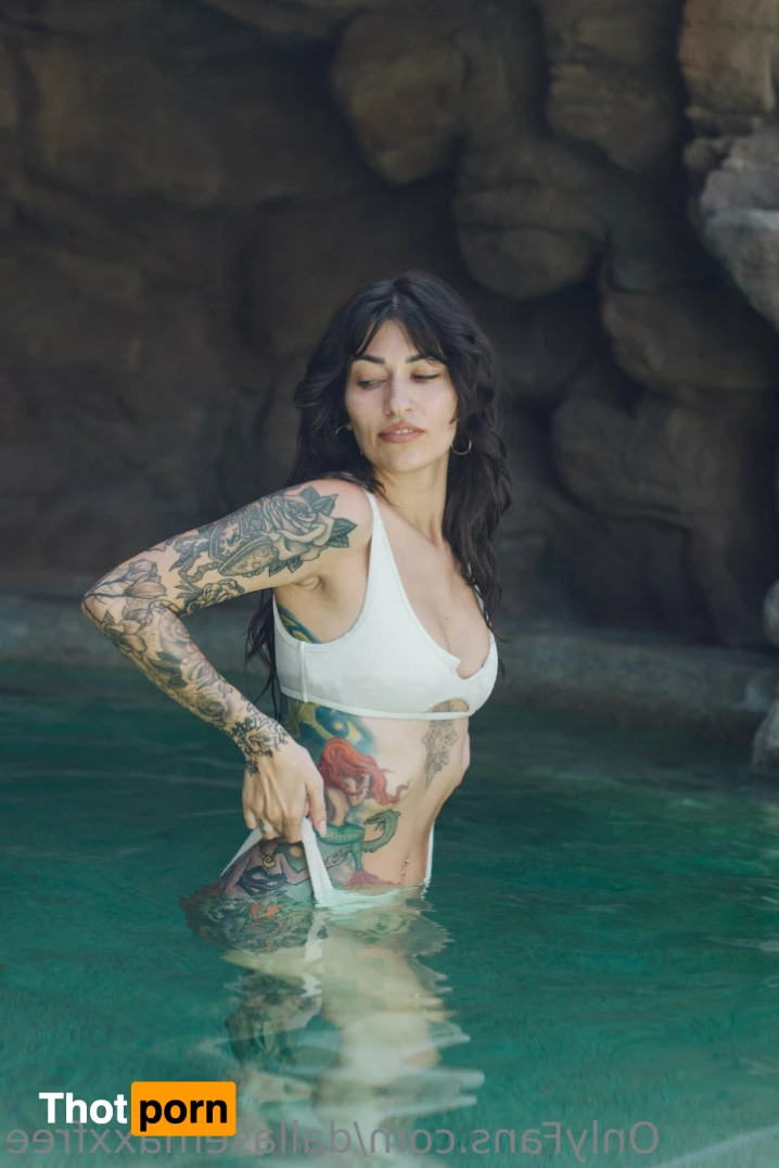 tattooed girl next door FREE 5834811